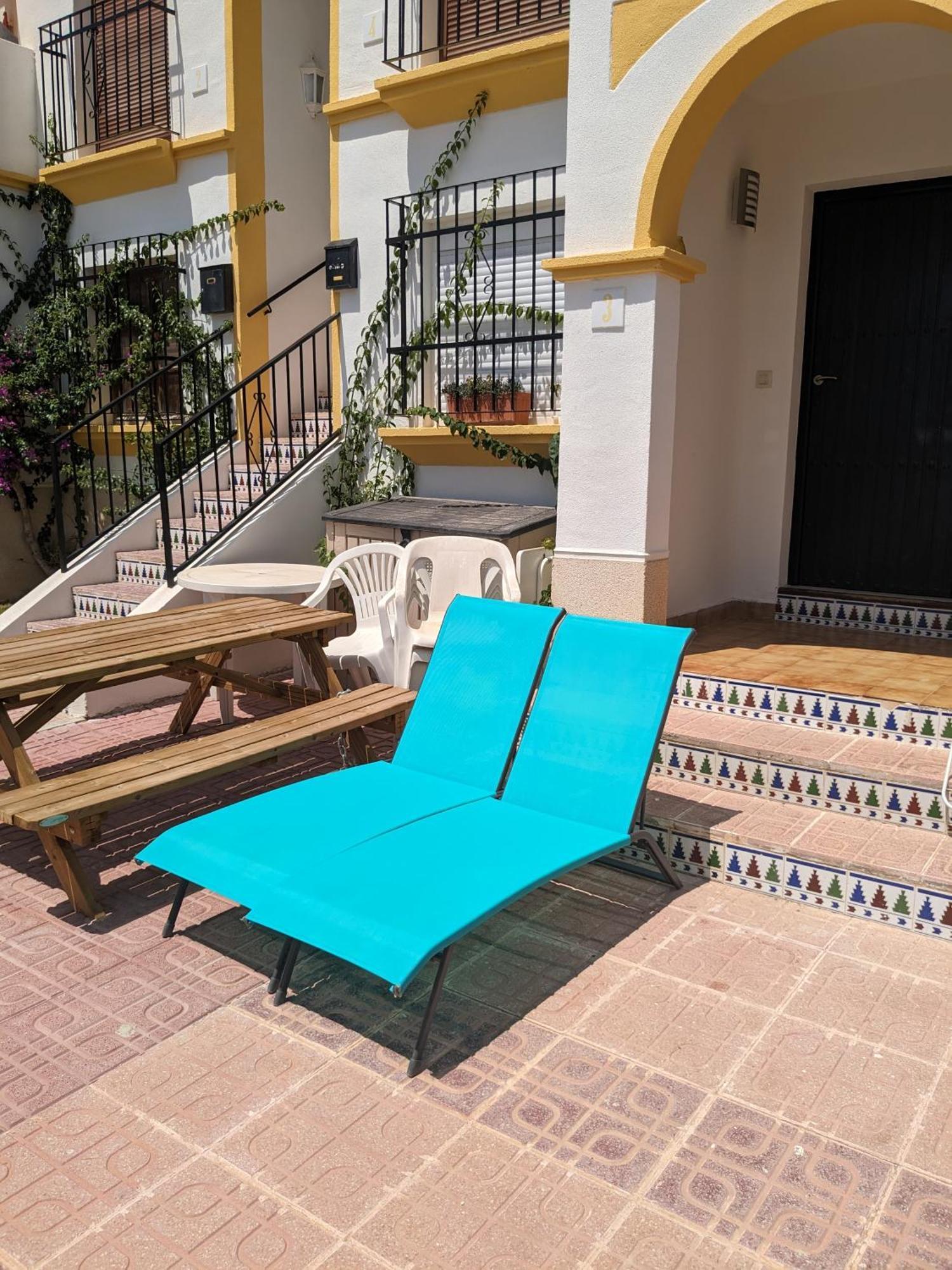 El Mirador, Villamartin, Cot To Hire, Wifi, Pool, Parking المظهر الخارجي الصورة